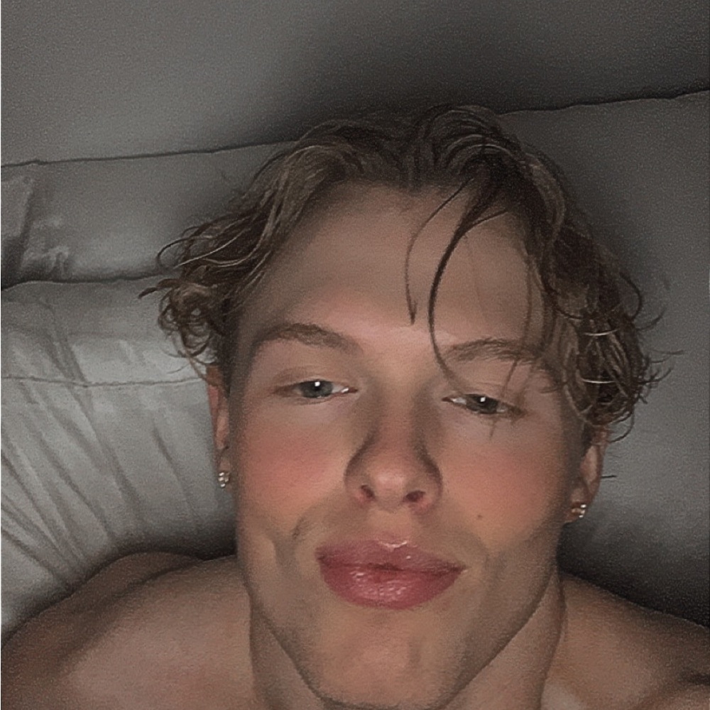 Meet your Posher, Cameron